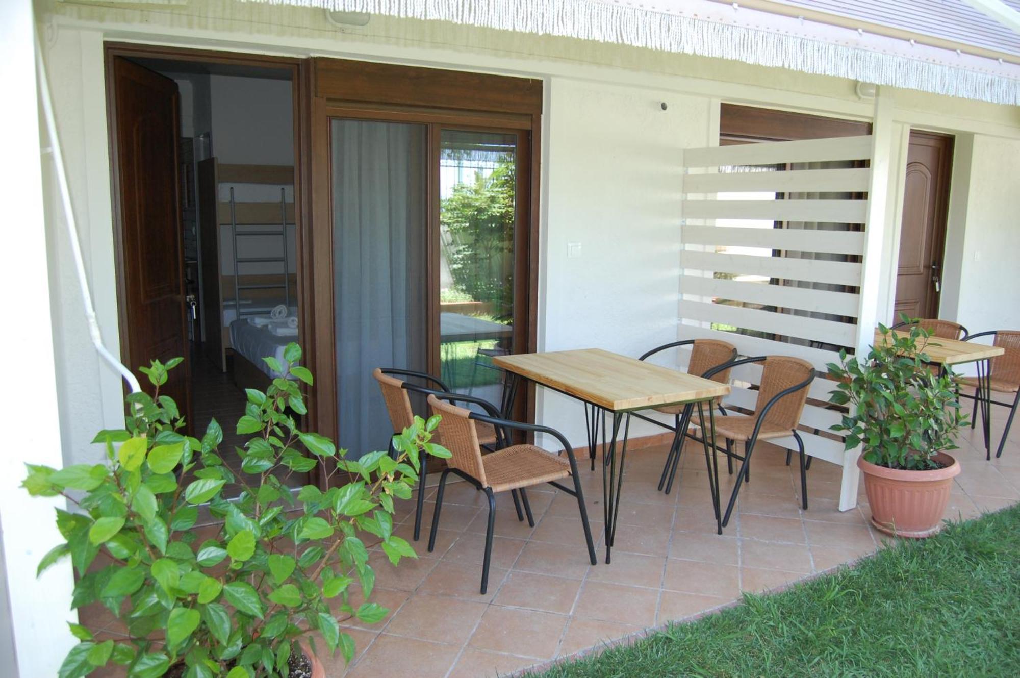 Melachrini Apartments Nea Vrasna Exterior foto