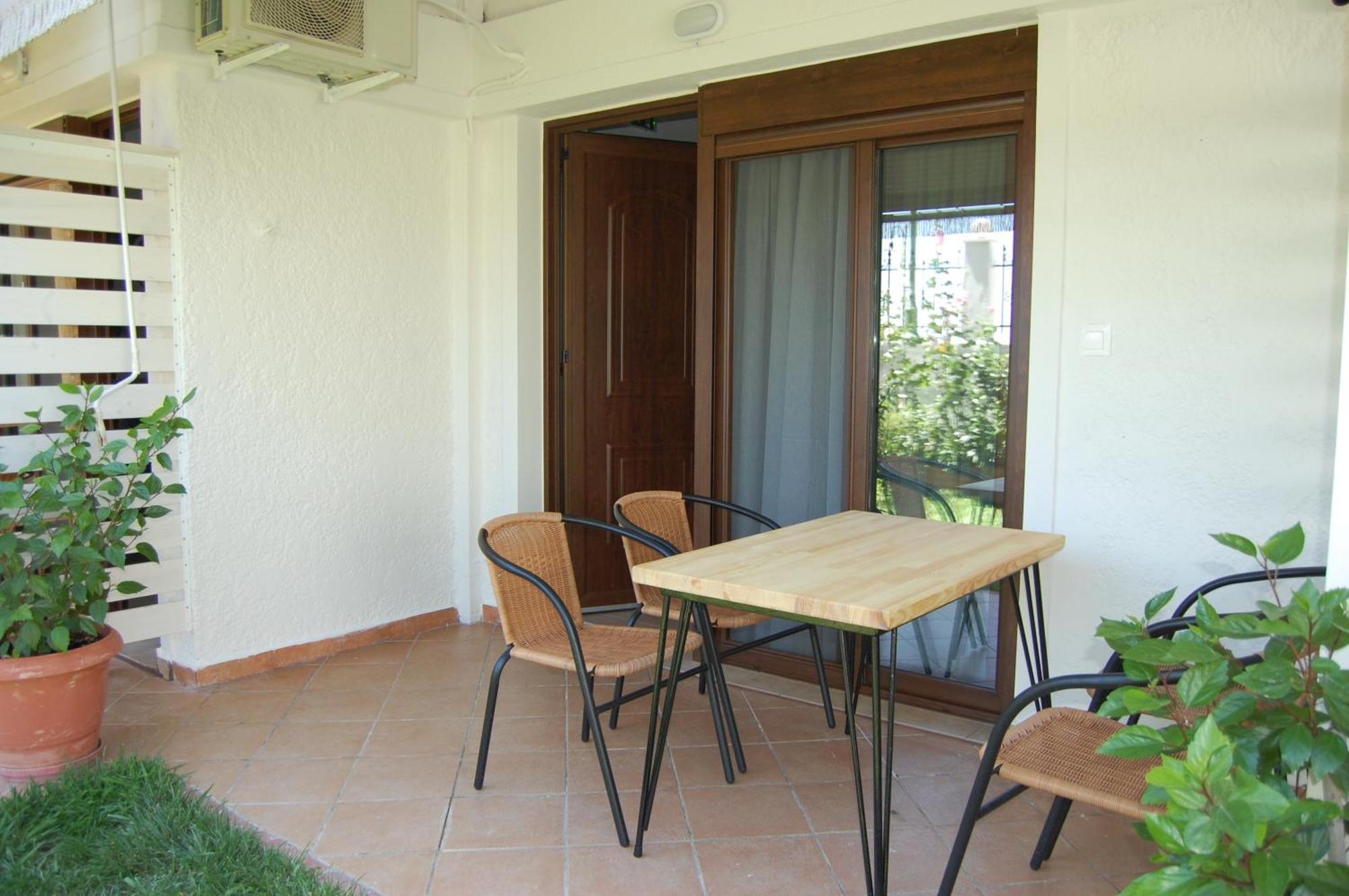 Melachrini Apartments Nea Vrasna Exterior foto